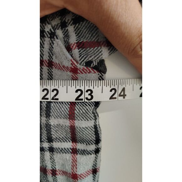 Vintage Large Men's Gray Plaid Heavy Flannel Long Sleeve Button Down Jacket - Picture 4 of 5